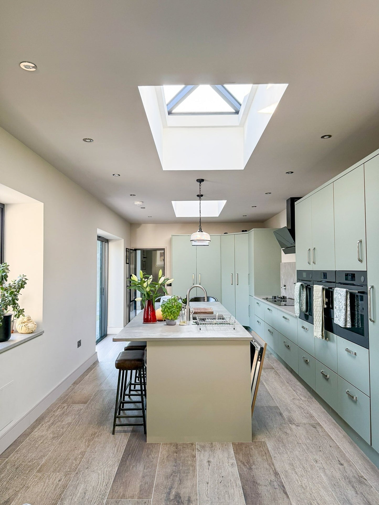 From Retro Charm to Social Heart: A North Yorkshire Kitchen Transformation