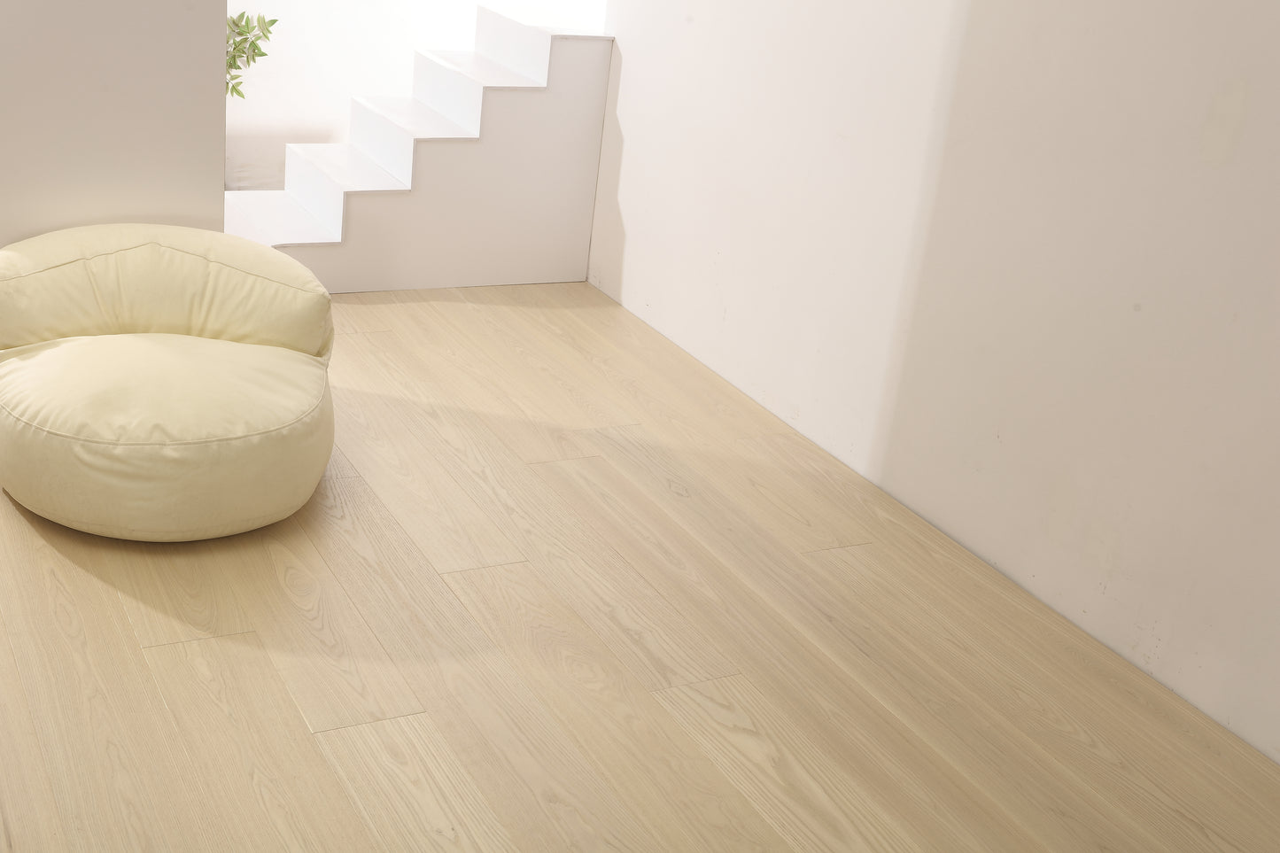 Bourges Ash Natural Brushed Lacquered Select (AB) Click 15/3