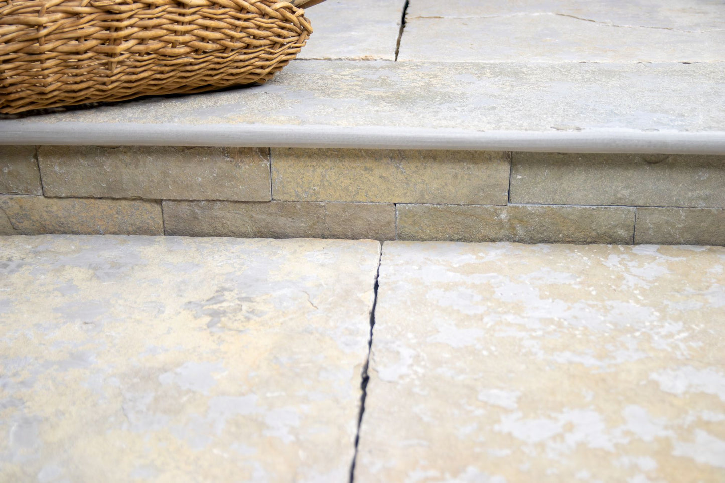Elkstone Yellow Worn & Tumbled
