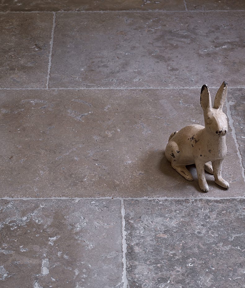 Agencourt Limestone Seasoned Finish