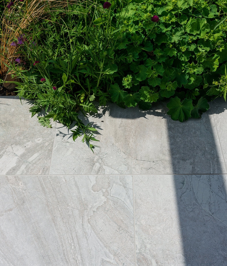 lithos-paving-blanc-textured-finish