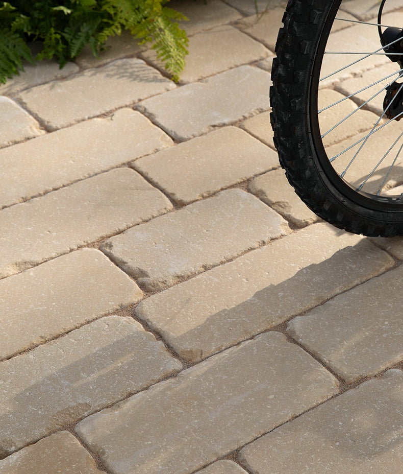 trafalgar-cobbles-tumbled-finish